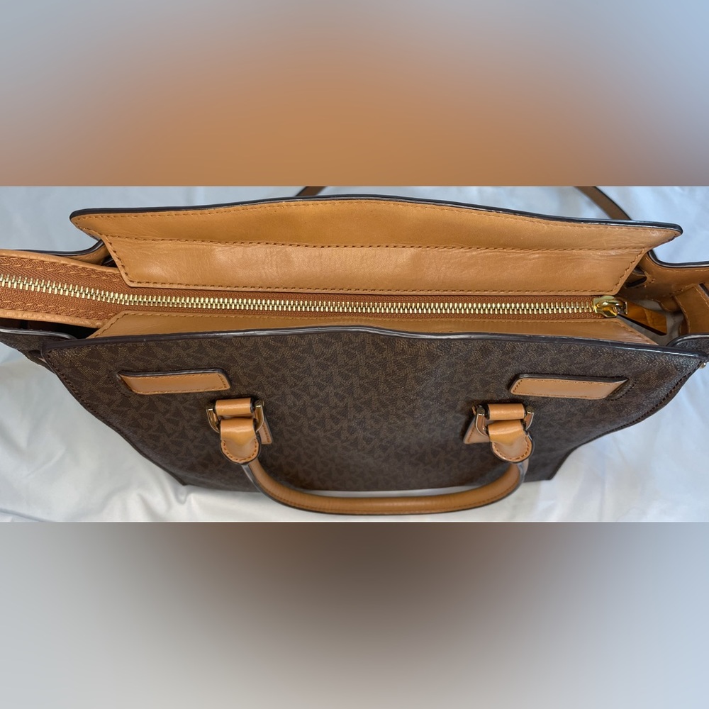 Michael Kors Leather Hamilton Satchel Bag Purse with Crossbody Strap - Picture 8 of 15